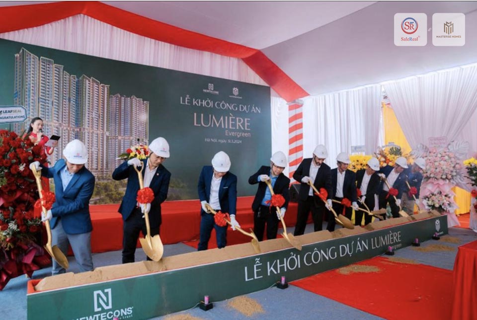 le khoi cong lumiere evergreen